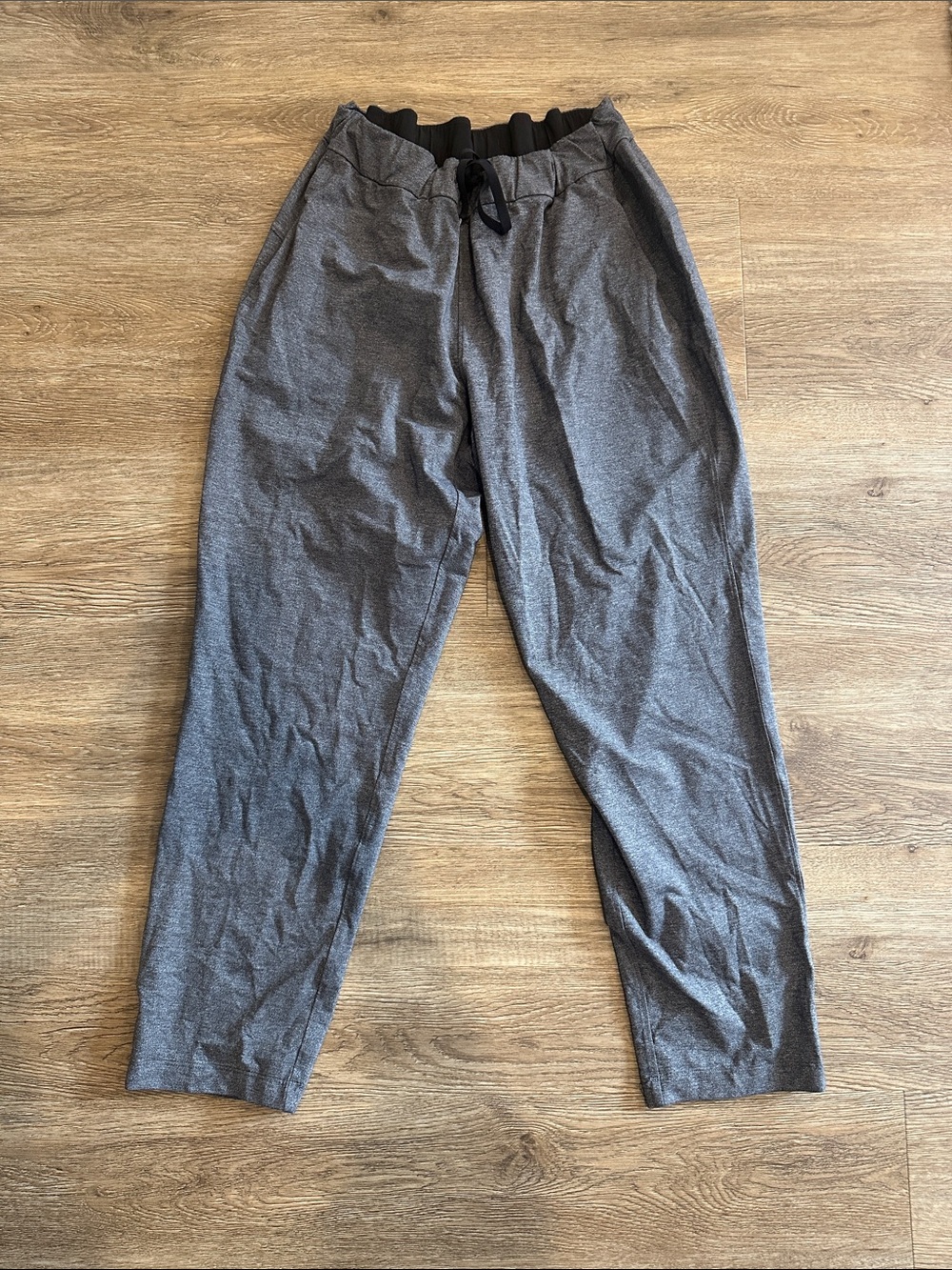 Lululemon Women’s Gray Drawstring Casual Jogger